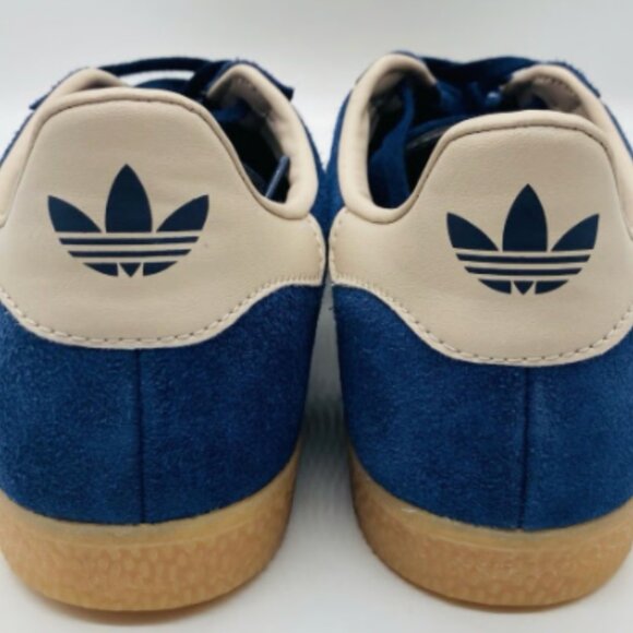 Adidas Gazelle Big Kids 6 or Women's 8 - Blue/Beige Stripes - Lightly Worn - Picture 5 of 8